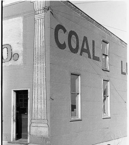 image of the coal factory for the train to run